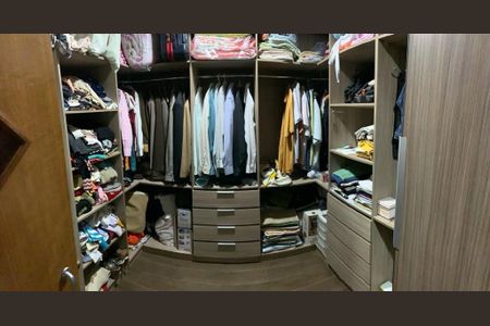 Casa à venda com 3 quartos, 267m² em Parque Sao Vicente, Santo André