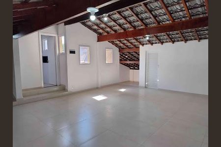 Casa à venda com 3 quartos, 303m² em Cerâmica, São Caetano do Sul