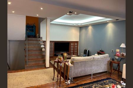 Casa à venda com 3 quartos, 250m² em Jardim Bela Vista, Santo André