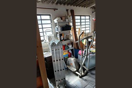 Casa à venda com 215m², 3 quartos e 2 vagas