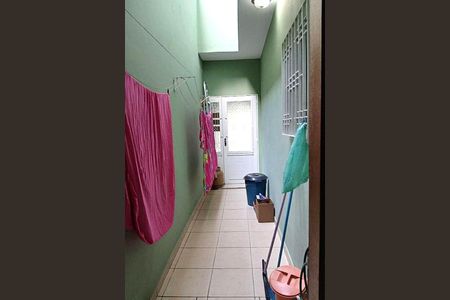 Casa à venda com 215m², 3 quartos e 2 vagas