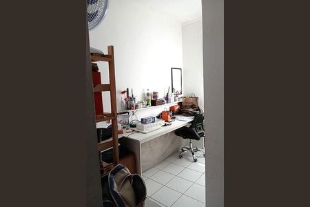 Casa à venda com 215m², 3 quartos e 2 vagas