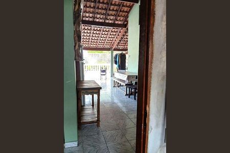 Casa à venda com 215m², 3 quartos e 2 vagas