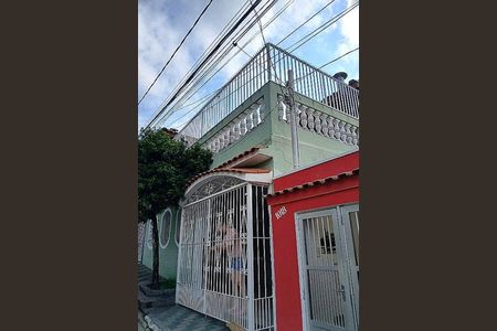 Casa à venda com 215m², 3 quartos e 2 vagas