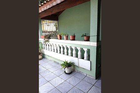 Casa à venda com 215m², 3 quartos e 2 vagas