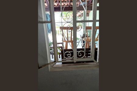 Casa à venda com 215m², 3 quartos e 2 vagas