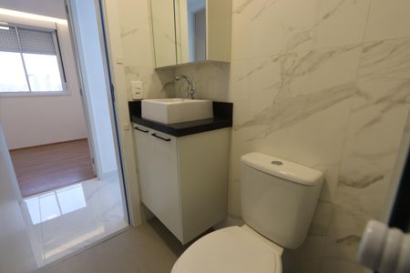 Apartamento para alugar com 38m², 2 quartos e sem vagaBanheiro