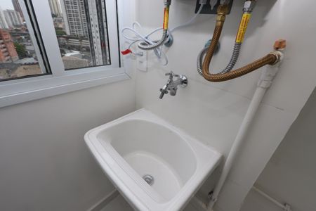 Apartamento para alugar com 38m², 2 quartos e sem vagaÁrea de Serviço