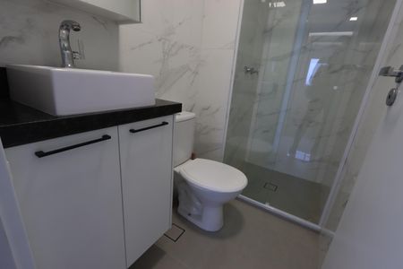 Apartamento para alugar com 38m², 2 quartos e sem vagaBanheiro