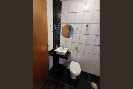 Casa à venda com 3 quartos, 203m² em Jardim Moncoes, Santo André