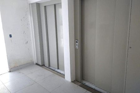 Apartamento à venda com 70m², 1 quarto e 2 vagas