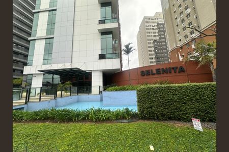 Apartamento à venda com 48m², 1 quarto e 1 vagaFachada