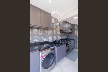 Apartamento à venda com 48m², 2 quartos e 2 vagas Apartamento à venda com 48m², 2 quartos e 2 vagasCozinha e área de serviço