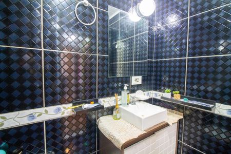 Apartamento à venda com 50m², 2 quartos e sem vaga Apartamento à venda com 50m², 2 quartos e sem vagaBanheiro