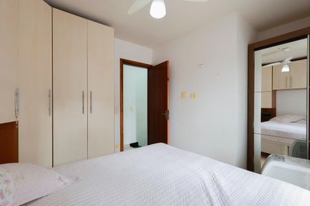 Casa de condomínio à venda com 65m², 2 quartos e 1 vagaQuarto 1