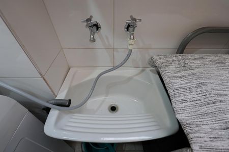 Casa de condomínio à venda com 65m², 2 quartos e 1 vagaÁrea de serviço