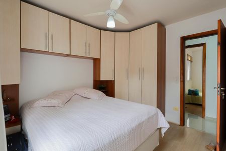 Casa de condomínio à venda com 65m², 2 quartos e 1 vagaQuarto 1