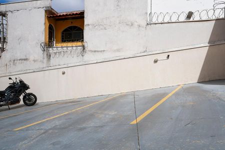 Casa de condomínio à venda com 65m², 2 quartos e 1 vagaVaga de garagem