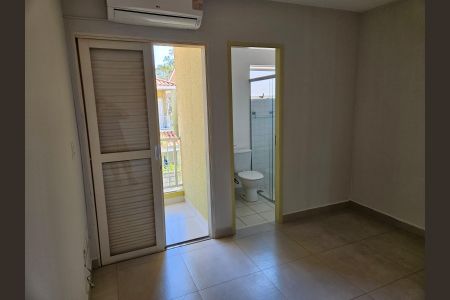 Casa de condomínio para alugar com 110m², 3 quartos e 2 vagasSuíte