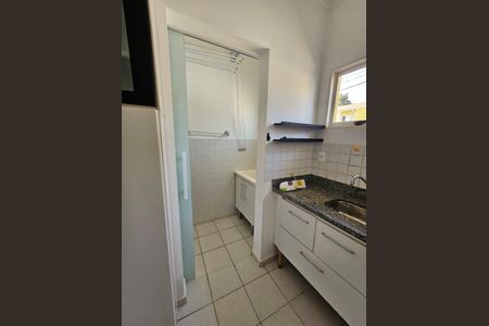 Casa de condomínio para alugar com 110m², 3 quartos e 2 vagasÁrea de Serviço