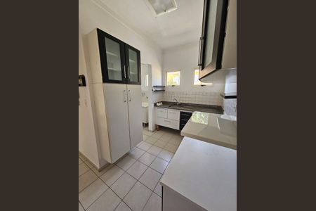 Casa de condomínio para alugar com 110m², 3 quartos e 2 vagasCozinha