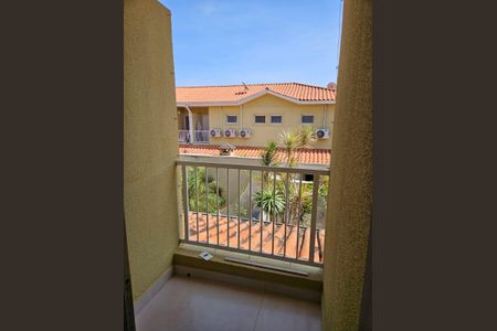 Casa de condomínio para alugar com 110m², 3 quartos e 2 vagasSacada