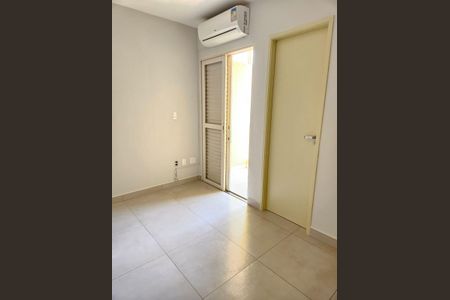 Casa de condomínio para alugar com 110m², 3 quartos e 2 vagasSuíte