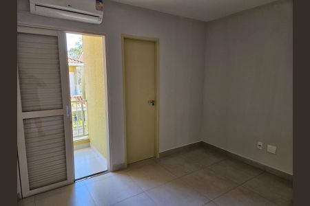 Casa de condomínio para alugar com 110m², 3 quartos e 2 vagasSuíte