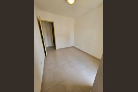 Casa de condomínio para alugar com 110m², 3 quartos e 2 vagasQuarto 1