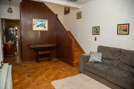 Foto 01 de casa à venda com 3 quartos, 150m² em Jardim Aeroporto, São Paulo