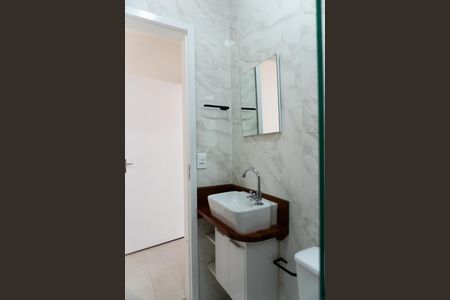 Casa para alugar com 130m², 3 quartos e 2 vagas Casa para alugar com 130m², 3 quartos e 2 vagasBanheiro Social 2