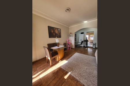 Casa à venda com 80m², 2 quartos e 1 vaga Casa à venda com 80m², 2 quartos e 1 vagaSala