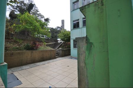Vista da Sala de apartamento para alugar com 2 quartos, 55m² em Conjunto Habitacional Jova Rural, São Paulo