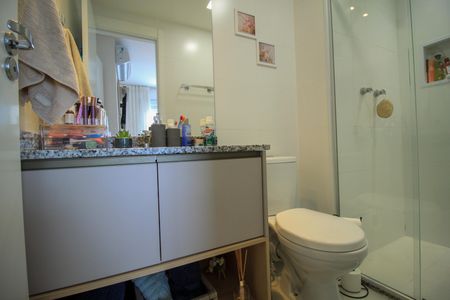 Apartamento à venda com 54m², 2 quartos e 1 vaga Apartamento à venda com 54m², 2 quartos e 1 vagaBanheiro Suíte