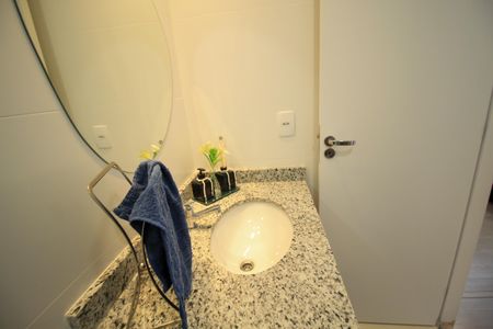 Apartamento à venda com 54m², 2 quartos e 1 vaga Apartamento à venda com 54m², 2 quartos e 1 vagaBanheiro