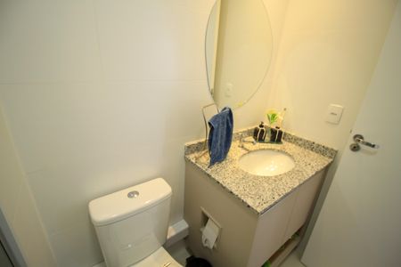 Apartamento à venda com 54m², 2 quartos e 1 vaga Apartamento à venda com 54m², 2 quartos e 1 vagaBanheiro