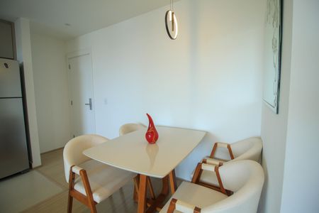 Apartamento à venda com 54m², 2 quartos e 1 vaga Apartamento à venda com 54m², 2 quartos e 1 vagaSala