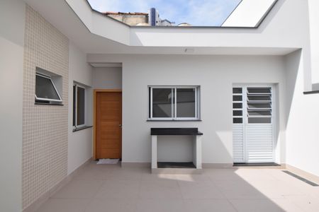 Casa de condomínio para alugar com 61m², 2 quartos e sem vaga Casa de condomínio para alugar com 61m², 2 quartos e sem vagaQuintal