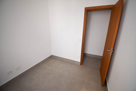 Casa de condomínio para alugar com 61m², 2 quartos e sem vaga Casa de condomínio para alugar com 61m², 2 quartos e sem vagaQuarto 1
