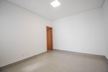 Sala de casa de condomínio para alugar com 2 quartos, 61m² em Vila Gomes Cardim, São Paulo