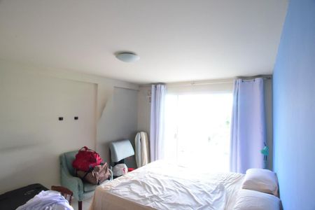 Casa de condomínio à venda com 480m², 4 quartos e 3 vagas Casa de condomínio à venda com 480m², 4 quartos e 3 vagasSuíte 3