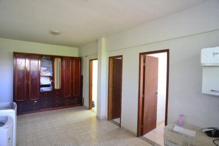 Casa de condomínio à venda com 480m², 4 quartos e 3 vagas Casa de condomínio à venda com 480m², 4 quartos e 3 vagasÁrea de Serviço