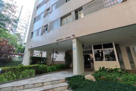 Apartamento à venda com 105m², 3 quartos e 1 vagaFachada