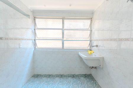 Apartamento à venda com 105m², 3 quartos e 1 vagaÁrea de Serviço