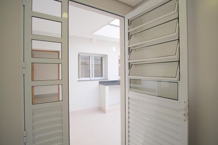 Casa de condomínio para alugar com 59m², 2 quartos e sem vagaÁrea de Serviço