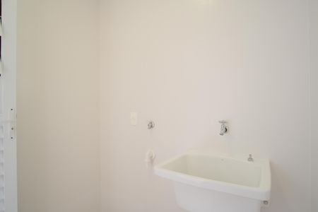 Casa de condomínio para alugar com 59m², 2 quartos e sem vagaÁrea de Serviço