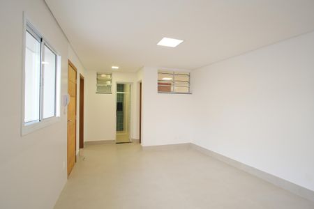 Casa de condomínio para alugar com 59m², 2 quartos e sem vagaSala/Cozinha