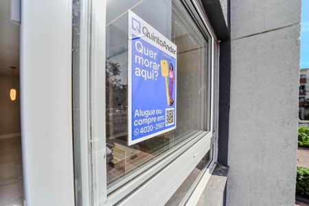 Apartamento à venda com 82m², 3 quartos e 2 vagas Apartamento à venda com 82m², 3 quartos e 2 vagasPlaquinha