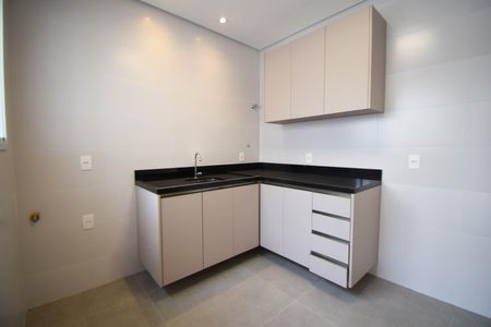 Casa de condomínio para alugar com 60m², 2 quartos e sem vaga Casa de condomínio para alugar com 60m², 2 quartos e sem vagaCozinha