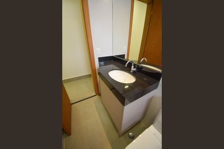 Casa de condomínio para alugar com 60m², 2 quartos e sem vaga Casa de condomínio para alugar com 60m², 2 quartos e sem vagaBanheiro